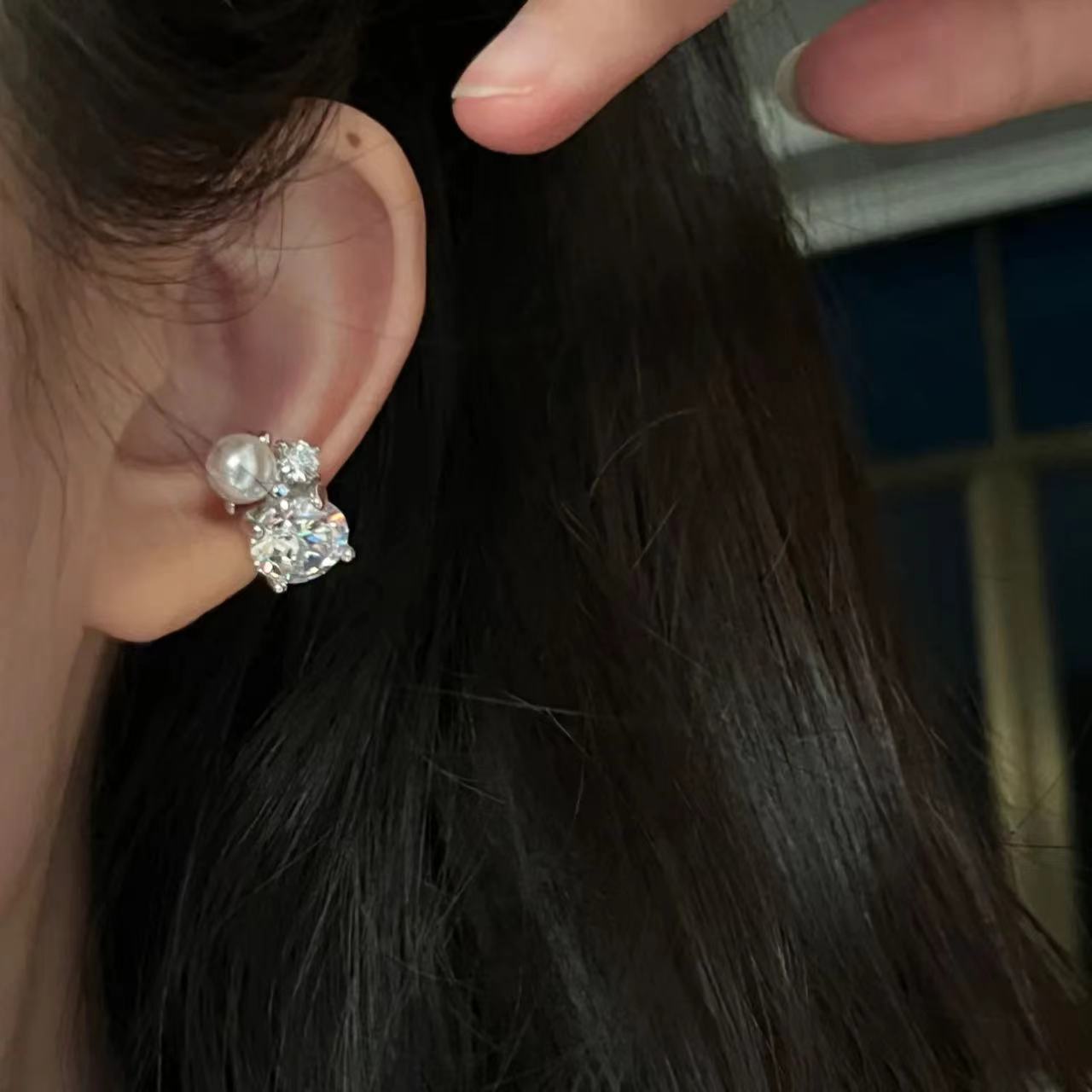 1Pcs Shiny Imitation Pearl Zir - Ear Cuff No Piercing ulasan dan harga
